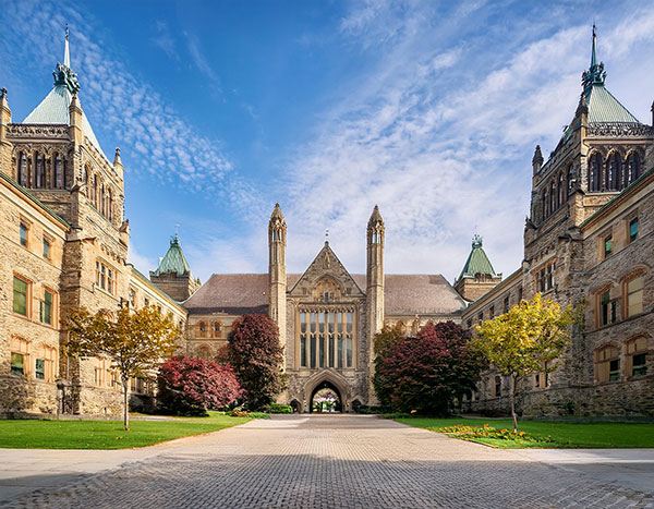 多伦多大学